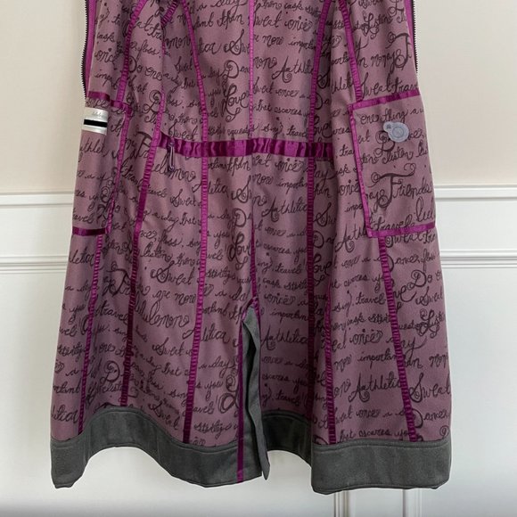 Lululemon RARE Women's Rain Coat Size 6 - Picture 4 of 9